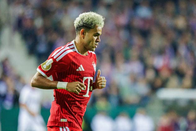 Luis Diaz (FC Bayern Muenchen, 14) zeigt sich enttaeuscht GER, VfL Osnabrueck vs. FC Bayern Muenchen, Fussball, DFB-Pokal, 1. Runde, Spielzeit 2026 2027, 02.09.2026 DFL Regulations prohibit any use of photographers as image sequences and or quasi-video. GER, VfL Osnabrueck vs. FC Bayern Muenchen, Fussball, DFB-Pokal, 1. Runde, Spielzeit 2026 2027, 02.09.2026 Osnabrueck Copyright: xEibner-Pressefoto JanxRollingerx EP_JSK