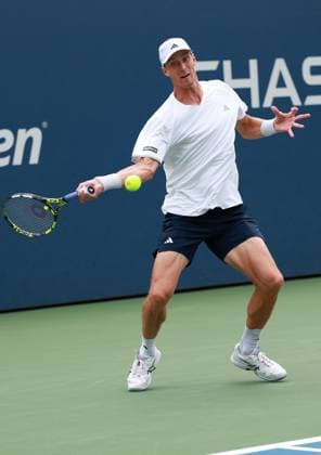 Jan Choinski of GB in action 2026 US Open, Day Four, USTA Billie Jean King National Tennis Center, New York, USA - 02 Sep 2026New York USTA Billie Jean King National T New York (NY) United States of America EDITORIAL USE ONLY No use with unauthorised audio, video, data, fixture lists, club league logos or live services. Online in-match use limited to 120 images, no video emulation. No use in betting, games or single club league player publications. Copyright: xEllaxLing Shutterstockx 17124555o