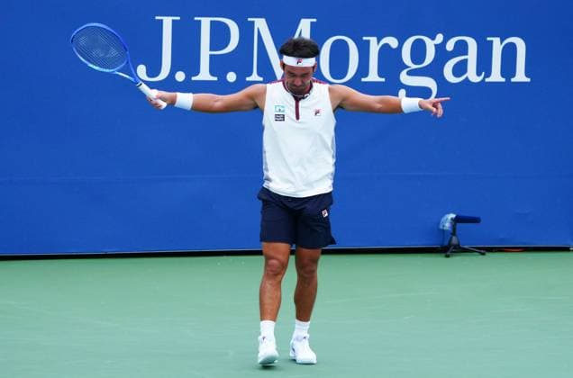 Yunchaokete Bu celebrates his win over Rafael Jodar 2026 US Open, Day Four, USTA Billie Jean King National Tennis Center, New York, USA - 02 Sep 2026New York USTA Billie Jean King National T New York (NY) United States of America EDITORIAL USE ONLY No use with unauthorised audio, video, data, fixture lists, club league logos or live services. Online in-match use limited to 120 images, no video emulation. No use in betting, games or single club league player publications. Copyright: xJavierxGarcia Shutterstockx 17124553cd