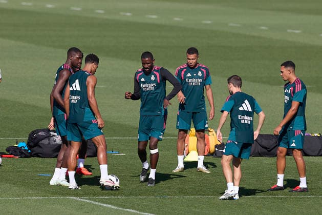 ESP: Real Madrid Training day Ibrahima Konate, Antonio Rudiger, Trent Alexander-Arnold, Jude Bellingham, Vinicius Junior, Eduardo Camavinga, Yan Diomande, Brahim Diaz of Real Madrid during the training day of Real Madrid ahead the Spanish League, LaLiga EA Sports, football match against Real Betis at Ciudad Deportiva Real Madrid in Valdebebas, Madrid on September 3, 2026, Spain Madrid Spain Copyright: xAgenciaxLOFx