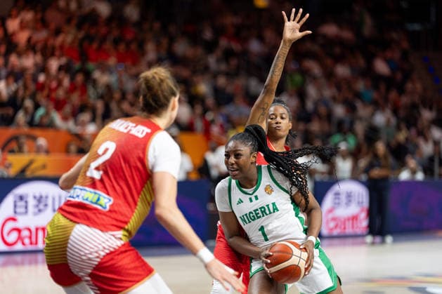 Sport Bilder des Tages Grace Efosa-Aguebor (Nigeria, 01) im Dribbling gegen Virag Takacs-Kiss (Ungarn, 02), GER, Nigeria vs. Ungarn, Basketball, FIBA Women s World Cup 2026, Gruppenphase, Spieltag 2, 05.09.2026 GER, Nigeria vs. Ungarn, Basketball, FIBA Women s World Cup 2026, Gruppenphase, Spieltag 2, 05.09.2026 Berlin Copyright: xEibner-Pressefoto MaxxVincenx EP_MVN