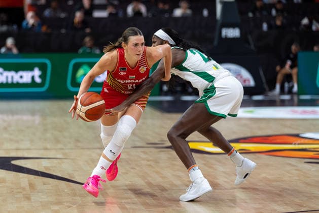 Reka Lelik (Ungarn, 21) im Dribbling gegen Victoria Macaulay (Nigeria, 25), GER, Nigeria vs. Ungarn, Basketball, FIBA Women s World Cup 2026, Gruppenphase, Spieltag 2, 05.09.2026 GER, Nigeria vs. Ungarn, Basketball, FIBA Women s World Cup 2026, Gruppenphase, Spieltag 2, 05.09.2026 Berlin Copyright: xEibner-Pressefoto MaxxVincenx EP_MVN