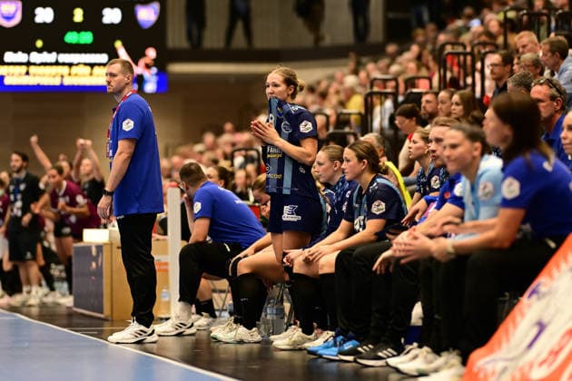 Handball I Frauen I Saison 2026-2027 I Bundesliga I 2. Spieltag I Buxtehuder SV - HC Leipzig I 05.09.2026 Schaut enttäuscht, betrübt, deprimiert, frustriert, geknickt, gekränkt, niedergeschlagen, unzufrieden, ernüchtert, schlecht gelaunt: Johanna Andresen (18, Buxtehuder Sportverein) Buxtehude Halle Nord (Neu) Niedersachsen Deutschland Copyright: xLobeca FelixxWeißbergx