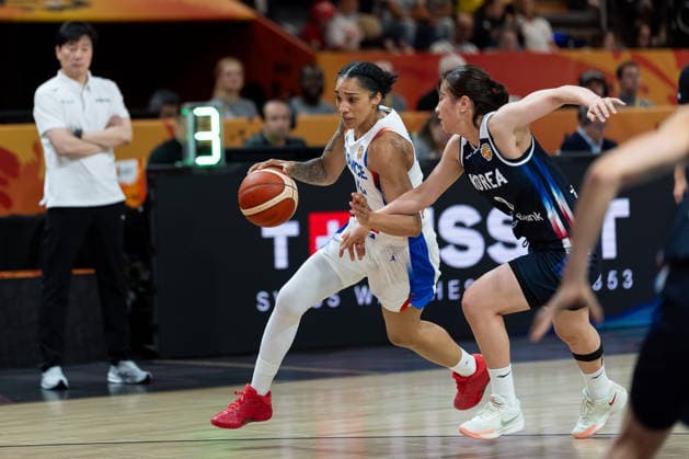 Gabby Williams (Frankreich, 15) im Dribbling gegen Hyun Jeong (Korea, 08), GER, Frankreich vs. Korea, Basketball, FIBA Women s World Cup 2026, Gruppenphase, Spieltag 2, 05.09.2026 GER, Frankreich vs. Korea, Basketball, FIBA Women s World Cup 2026, Gruppenphase, Spieltag 2, 05.09.2026 Berlin Copyright: xEibner-Pressefoto MaxxVincenx EP_MVN