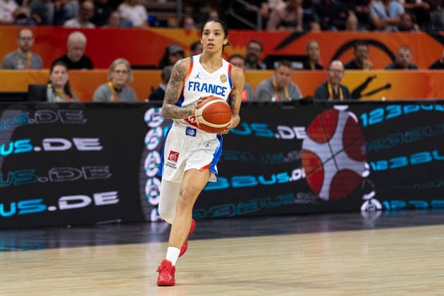 Gabby Williams (Frankreich, 15) im Dribbling, GER, Frankreich vs. Korea, Basketball, FIBA Women s World Cup 2026, Gruppenphase, Spieltag 2, 05.09.2026 GER, Frankreich vs. Korea, Basketball, FIBA Women s World Cup 2026, Gruppenphase, Spieltag 2, 05.09.2026 Berlin Copyright: xEibner-Pressefoto MaxxVincenx EP_MVN