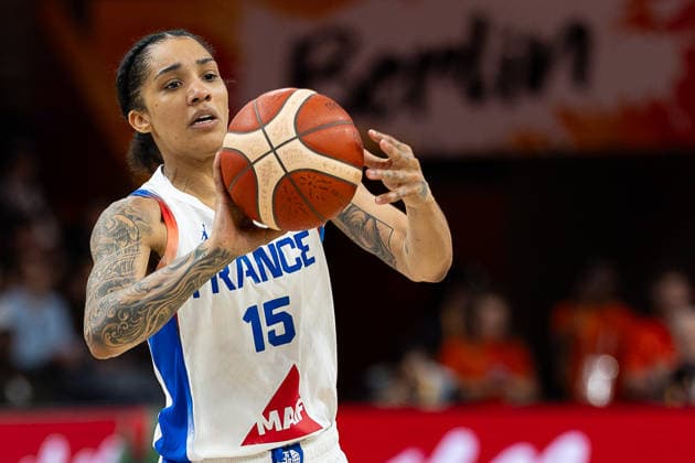 Gabby Williams (Frankreich, 15) am Ball, GER, Frankreich vs. Korea, Basketball, FIBA Women s World Cup 2026, Gruppenphase, Spieltag 2, 05.09.2026 GER, Frankreich vs. Korea, Basketball, FIBA Women s World Cup 2026, Gruppenphase, Spieltag 2, 05.09.2026 Berlin Copyright: xEibner-Pressefoto MaxxVincenx EP_MVN