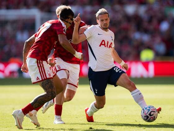 Mykhaylo Mudryk of Tottenham Hotspur dribbles under pressure Nottingham Forest v Tottenham Hotspur, Premier League, Football, The City Ground, Nottingham, UK - 05 Sep 2026Nottingham The City Ground United Kingdom EDITORIAL USE ONLY No use with unauthorised audio, video, data, fixture lists, club league logos or live services. Online in-match use limited to 120 images, no video emulation. No use in betting, games or single club league player publications. Copyright: xWiredxPhotos Shutterstockx 17135903jg