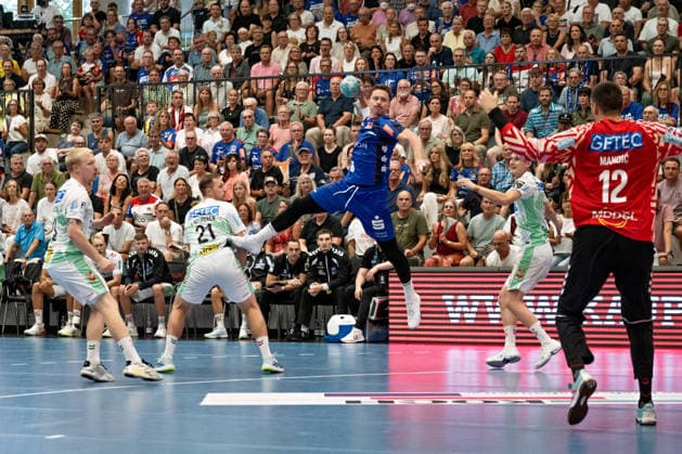 Mex Raguse (HBW Balingen Weilstetten, 06), Torwurf, HBW Balingen Weilstetten vs. SC Magdeburg, GER, Opel 1. Handball Bundesliga, Meisterschaft, Spieltag 3, Saison 2026 2027, 06.09.2026, Eibner-Pressefoto Andreas Ulmer HBW Balingen Weilstetten vs. SC Magdeburg, GER, Opel 1. Handball Bundesliga, Meisterschaft, Spieltag 3, Saison 2026 2027, 06.09.2026, Balingen Copyright: xEibner-Pressefoto AndreasxUlmerx EP_AUR