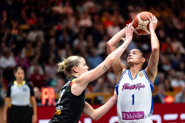 Tayra Melendez (Puerto Rico, 01) am Ball, Julie Vanloo (Belgien, 35), GER, Puerto Rico vs. Belgien, Basketball, FIBA Women s World Cup 2026, Gruppenphase, Spieltag 2, 06.09.2026 GER, Puerto Rico vs. Belgien, Basketball, FIBA Women s World Cup 2026, Gruppenphase, Spieltag 2, 06.09.2026 Berlin Copyright: xEibner-Pressefoto MaxxVincenx EP_MVN