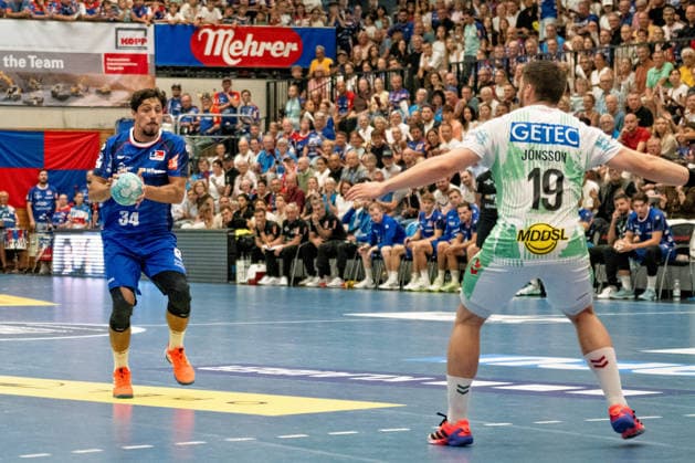 Yonatan Dayan (HBW Balingen Weilstetten, 34), Spielaufbau, HBW Balingen Weilstetten vs. SC Magdeburg, GER, Opel 1. Handball Bundesliga, Meisterschaft, Spieltag 3, Saison 2026 2027, 06.09.2026, Eibner-Pressefoto Andreas Ulmer HBW Balingen Weilstetten vs. SC Magdeburg, GER, Opel 1. Handball Bundesliga, Meisterschaft, Spieltag 3, Saison 2026 2027, 06.09.2026, Balingen Copyright: xEibner-Pressefoto AndreasxUlmerx EP_AUR