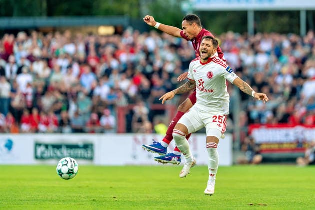 Harter Zweikampf in der Luft um den Ball von Robin Afamefuna (Fortuna Koeln, 22) und Matthias Zimmermann (Fortuna Düsseldorf, 25) Fortuna Köln vs. Fortuna Düsseldorf, Fussball, 3.Liga, 04.Spieltag, Saison 2026 27, 06.09.2026, DFL REGULATIONS PROHIBIT ANY USE OF PHOTOGRAPHS AS IMAGE SEQUENCES AND OR QUASI-VIDEO, Fortuna Köln vs. Fortuna Düsseldorf, Fussball, 3.Liga, 04.Spieltag, Saison 2026 27, 06.09.2026 Köln Copyright: xEibner-Pressefoto LukasxBaldygax EP_LBA