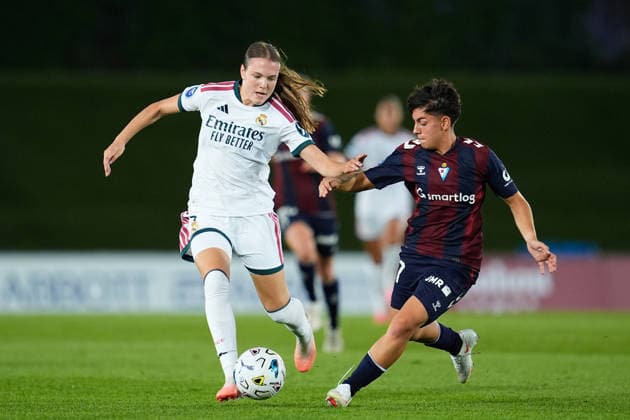 September 6, 2026, Valdebebas, Madrid, Spain: Lotte Keukelaar of Real Madrid CF and Emma Moreno Torres of SD Eibar compete for the ball during the Spanish Women League, Liga F, football match played between Real Madrid and SD Eibar at Alfredo Di Stefano stadium on September 06, 2026, in Valdebebas, Madrid, Spain. Real Madrid V SD Eibar - Liga F - ZUMAa181 20260906_zaa_a181_247 Copyright: xDennisxAgyemanx