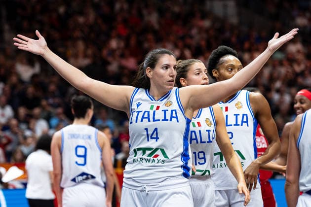 Sara Madera (Italien, 14) sauer, enttaeuscht Enttaeuschung, GER, Italien vs. USA, Basketball, FIBA Women s World Cup 2026, Gruppenphase, Spieltag 2, 06.09.2026 GER, Italien vs. USA, Basketball, FIBA Women s World Cup 2026, Gruppenphase, Spieltag 2, 06.09.2026 Berlin Copyright: xEibner-Pressefoto MaxxVincenx EP_MVN
