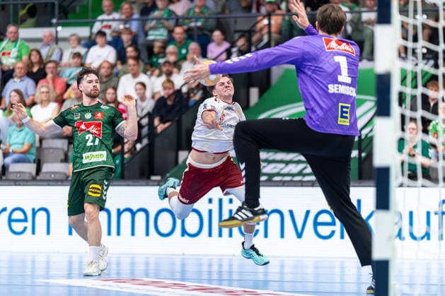 (L-R) Felix Goettler (TuSEM Essen, 04) im Torwurf gegen Malte Semisch (GWD Minden, 01) GER, GWD Minden vs. TuSEM Essen, Handball, 2. Bundesliga, 2. Spieltag, Spielzeit 2026 2027, 06.09.2026 GER, GWD Minden vs. TuSEM Essen, Handball, 2. Bundesliga, 2. Spieltag, Spielzeit 2026 2027, 06.09.2026 Minden Copyright: xEibner-Pressefoto JanxRollingerx EP_JSK