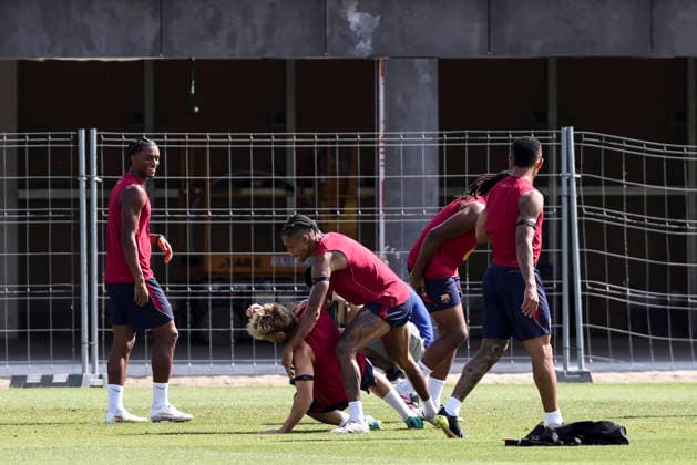 September 8, 2026, Sant Joan Despi, Barcelona, Spain: Raphinha and Fermin Lopez during the training day of FC Barcelona, Barca ahead UEFA Champions League 2026 27, football match against Feyenoord at Ciutat Esportiva Joan Gamper on September 08, 2026 in Sant Joan Despi, Barcelona, Spain. FC Barcelona Training And press conference, PK, Pressekonferenz - UEFA Champions League 2026 27 - ZUMAa181 20260908_zaa_a181_015 Copyright: xJavierxBorregox