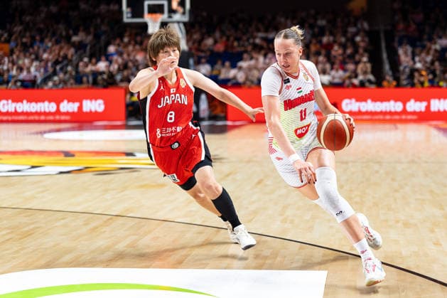 Kinga Josepovits (Ungarn, 11) im Dribbling, Maki Takada (Japan, 08), GER, Ungarn vs. Japan, Basketball, FIBA Women s World Cup 2026, Qualifikation fuers Viertelfinale, 08.09.2026 GER, Ungarn vs. Japan, Basketball, FIBA Women s World Cup 2026, Qualifikation fuers Viertelfinale, 08.09.2026 Berlin Copyright: xEibner-Pressefoto MaxxVincenx EP_MVN