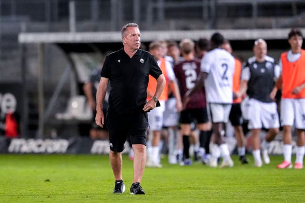 Markus Kauczinski (Trainer, Cheftrainer, SVS), Freisteller, Ganzkörper, Einzelbild, Einzelfoto, Aktion, Action, 08.09.2026, Sandhausen (Deutschland), Fussball, Regionalliga Südwest, SV Sandhausen - SGV Heilbronn-Freiberg