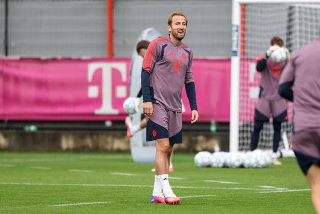 Harry Kane (FC Bayern Muenchen, 09) lacht beim Training, GER, Abschlusstraining, FC Bayern Muenchen, Fussball, UEFA Champions League, 1. Spieltag, LigaPhase, Saison 2026 2027, 09.09.2026, GER, Abschlusstraining, FC Bayern Muenchen, Fussball, UEFA Champions League, 1. Spieltag, LigaPhase, Saison 2026 2027, 09.09.2026 Muenchen Copyright: xEibner-Pressefoto JennixMaulx EP_JML