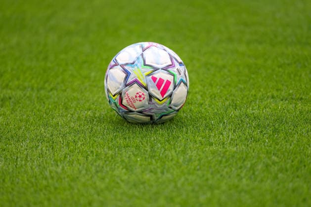 Der offizielle adidas Spielball der UEFA Champions League auf dem Rasen in der Allianz Arena, Themenfoto, Themenbild, Symbolfoto, Symbolbild, GER, Abschlusstraining und Pressekonferenz, FK Bodo Glimt, Fussball, UEFA Champions League, 1. Spieltag, LigaPhase, Saison 2026 2027, 09.09.2026, GER, Abschlusstraining und Pressekonferenz, FK Bodo Glimt, Fussball, UEFA Champions League, 1. Spieltag, LigaPhase, Saison 2026 2027, 09.09.2026 Muenchen Copyright: xEibner-Pressefoto JennixMaulx EP_JML
