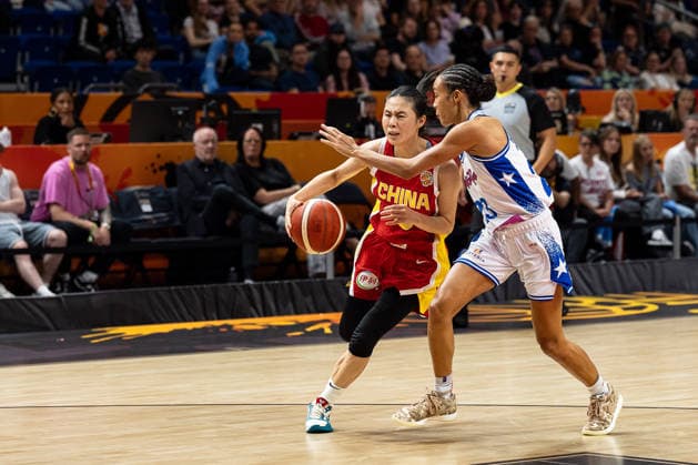 Siyu Wang (China, 05) im Dribbling gegen Trinity San Antonio (Puerto Rico, 23), GER, Puerto Rico vs. China, Basketball, FIBA Women s World Cup 2026, Qualifikation fuers Viertelfinale, 09.09.2026 GER, Puerto Rico vs. China, Basketball, FIBA Women s World Cup 2026, Qualifikation fuers Viertelfinale, 09.09.2026 Berlin Copyright: xEibner-Pressefoto MaxxVincenx EP_MVN