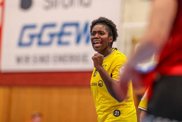 GER, Bensheim, HSG Bensheim Auerbach Flames vs Borussia Dortmund, Alsco Handball Bundesliga Frauen, Handball, DHB, Spielzeit 2026 2027, Weststadthalle Bensheim, 3. Spieltag im Bild: Laetitia Quist (BVB Borussia Dortmund Frauen 6), Tor, Jubel und Freude, Emotionen DFB DFL REGULATIONS PROHIBIT ANY USE OF PHOTOGRAPHS AS IMAGE SEQUENCES AND OR QUASI-VIDEO, 09.09.2026 Copyright: HMBxMedia HendrikxHamelau