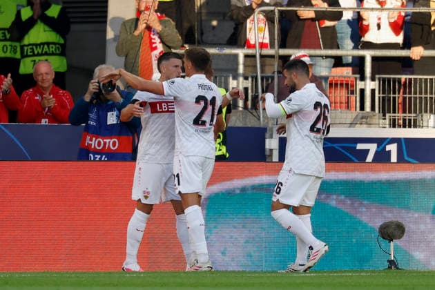 v.l.n.r.: Torschuetze, Scorer Ermedin Demirovic (VfB Stuttgart), Grischa Prömel (VfB Stuttgart) und Deniz Undav (VfB Stuttgart), Jubel nach dem Tor zum 1:0, jubelnd, bejubelt, jubelt, jubeln, Cheers after the goal, cheering, celebrated, cheers, cheering, emotions, im UEFA-Champions-League-Spiel zwischen dem VfB Stuttgart und Viking FK in der MHP Arena, Stuttgart, Deutschland, am 9. September 2026.d in action during the UEFA Champions League match between VfB Stuttgart and Viking FK at the MHP Arena, Stuttgart, Germany, on September 9, 2026. Copyright: HMBxMedia xHeikoxBecker