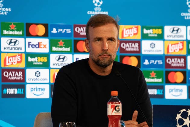 Pressekonferenz Sebastian Hoeneß (VfB Stuttgart, Trainer), GER, VfB Stuttgart vs. Viking FK Stavanger, Fussball, UEFA Champions League, Spieltag 1, Spielzeit 2026 2027, 09.09.2026, GER, VfB Stuttgart vs. Viking FK Stavanger, Fussball, UEFA Champions League, Spieltag 1, Spielzeit 2026 2027, 09.09.2026, Stuttgart Copyright: xEibner-Pressefoto EdwardxCheungx EP_ECG
