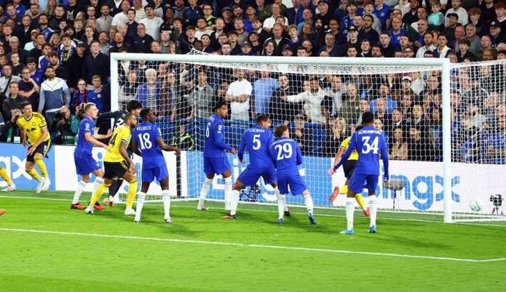 Tarik Muharemovic of Leeds United scores a goal to make the score 0-1 Chelsea v Leeds United, EFL Carabao Cup, Third Round, Football, Stamford Bridge, London, UK - 09 Sep 2026London Stamford Bridge United Kingdom EDITORIAL USE ONLY No use with unauthorised audio, video, data, fixture lists, club league logos or live services. Online in-match use limited to 120 images, no video emulation. No use in betting, games or single club league player publications. Copyright: xKieranxMcManus Shutterstockx 17140215u