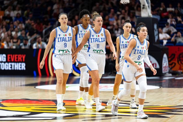 Cecilia Zandalasini (Italien, 09), Olbis Andre (Italien, 22), Francesca Pan (Italien, 11), Matilde Villa (Italien, 05), Costanza Verona (Italien, 08), GER, Italien vs. Australien, Basketball, FIBA Women s World Cup 2026, Qualifikation fuers Viertelfinale, 09.09.2026 GER, Italien vs. Australien, Basketball, FIBA Women s World Cup 2026, Qualifikation fuers Viertelfinale, 09.09.2026 Berlin Copyright: xEibner-Pressefoto MaxxVincenx EP_MVN