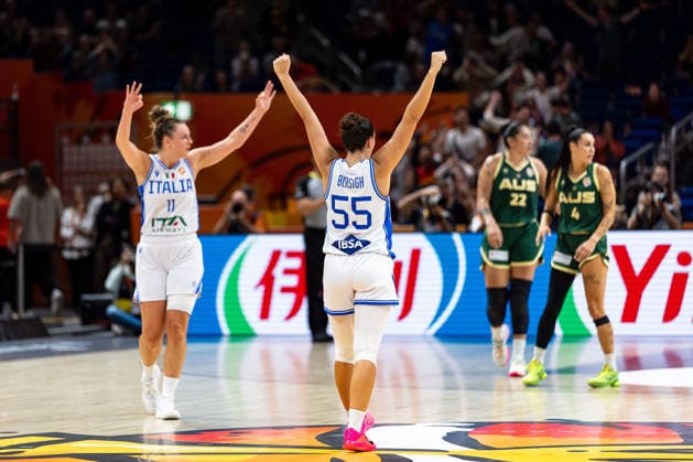 Francesca Pan (Italien, 11) und Vittoria Blasigh (Italien, 55) jubelt Jubel, GER, Italien vs. Australien, Basketball, FIBA Women s World Cup 2026, Qualifikation fuers Viertelfinale, 09.09.2026 GER, Italien vs. Australien, Basketball, FIBA Women s World Cup 2026, Qualifikation fuers Viertelfinale, 09.09.2026 Berlin Copyright: xEibner-Pressefoto MaxxVincenx EP_MVN