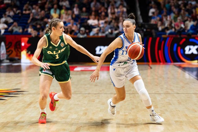 Matilde Villa (Italien, 05) im Dribbling gegen Miela Sowah (Australien, 01), GER, Italien vs. Australien, Basketball, FIBA Women s World Cup 2026, Qualifikation fuers Viertelfinale, 09.09.2026 GER, Italien vs. Australien, Basketball, FIBA Women s World Cup 2026, Qualifikation fuers Viertelfinale, 09.09.2026 Berlin Copyright: xEibner-Pressefoto MaxxVincenx EP_MVN