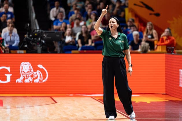 Sandy Brondello (Australien, Trainerin), GER, Italien vs. Australien, Basketball, FIBA Women s World Cup 2026, Qualifikation fuers Viertelfinale, 09.09.2026 GER, Italien vs. Australien, Basketball, FIBA Women s World Cup 2026, Qualifikation fuers Viertelfinale, 09.09.2026 Berlin Copyright: xEibner-Pressefoto MaxxVincenx EP_MVN