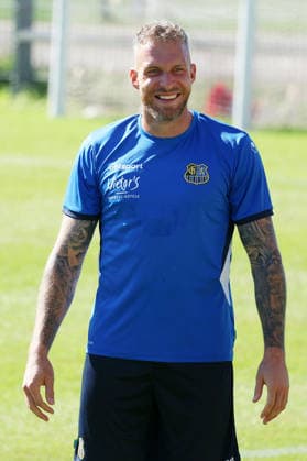 10.09.2026, xrekx, Fussball 3.Liga, 1.FC Saarbruecken - Training v.l. Patrick Schmidt (1.FC Saarbruecken) lacht, laechelt, positiv, zufrieden, laughs, smiles, positive, satisfied Saarbruecken