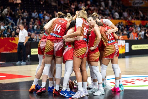 ungarische Mannschaft im Kreis, einschwoeren, GER, USA vs. Ungarn, Basketball, FIBA Women s World Cup 2026, Viertelfinale, 10.09.2026 GER, USA vs. Ungarn, Basketball, FIBA Women s World Cup 2026, Viertelfinale, 10.09.2026 Berlin Copyright: xEibner-Pressefoto MaxxVincenx EP_MVN