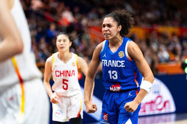 Janelle Salaun (Frankreich, 13) jubelt Jubel, GER, China vs. Frankreich, Basketball, FIBA Women s World Cup 2026, Viertelfinale, 10.09.2026 GER, China vs. Frankreich, Basketball, FIBA Women s World Cup 2026, Viertelfinale, 10.09.2026 Berlin Copyright: xEibner-Pressefoto MaxxVincenx EP_MVN