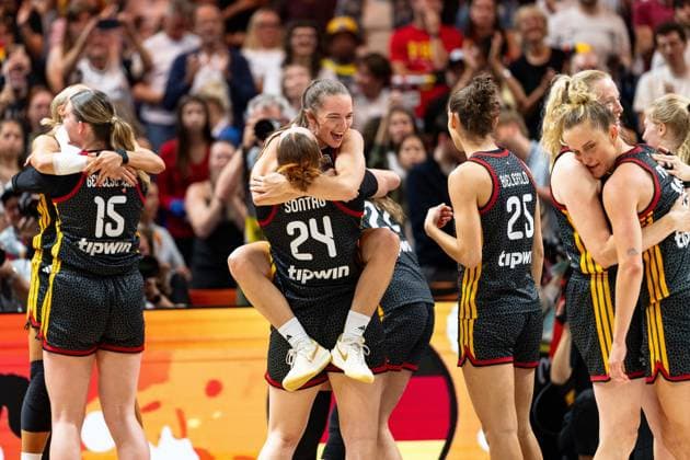 Luisa Geiselsoder (Deutschland, 15), Lina Sontag (Deutschland, 24), Britta Daub (Deutschland, 19), Clara Bielefeld (Deutschland, 25), Marie Guelich (Deutschland, 21), Leonie Fiebich (Deutschland, 13) jubelt Jubel nach Sieg Spielende, GER, Belgien vs. Deutschland, Basketball, FIBA Women s World Cup 2026, Viertelfinale, 10.09.2026 GER, Belgien vs. Deutschland, Basketball, FIBA Women s World Cup 2026, Viertelfinale, 10.09.2026 Berlin Copyright: xEibner-Pressefoto MaxxVincenx EP_MVN