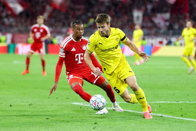 Zweikampf, Fredrik Bjoerkan (FK Bodo Glimt, 15) mit Michael Olise (FC Bayern Muenchen, 17), GER, FC Bayern Muenchen vs. FK Bodo Glimt, Fussball, UEFA Champions League, Liga-Phase, 1. Spieltag, Saison 2026 2027, 10.09.2026, GER, FC Bayern Muenchen vs. FK Bodo Glimt, Fussball, UEFA Champions League, Liga-Phase, 1. Spieltag, Saison 2026 2027, 10.09.2026 Muenchen Copyright: xEibner-Pressefoto JennixMaulx EP_JML