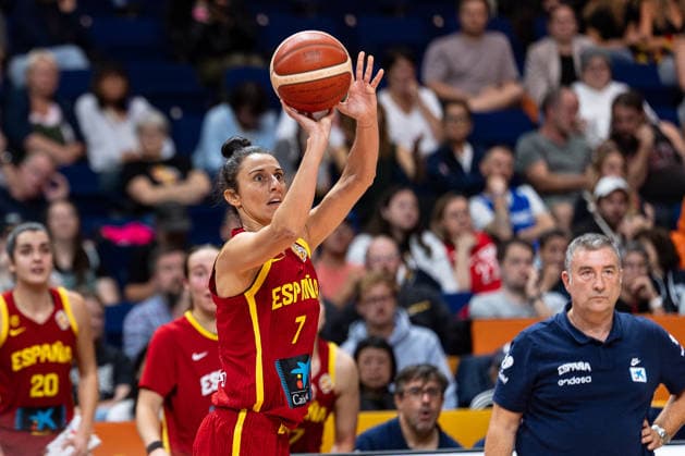 Alba Torrens (Spanien, 07) beim Wurf, GER, Australien vs. Spanien, Basketball, FIBA Women s World Cup 2026, Viertelfinale, 10.09.2026 GER, Australien vs. Spanien, Basketball, FIBA Women s World Cup 2026, Viertelfinale, 10.09.2026 Berlin Copyright: xEibner-Pressefoto MaxxVincenx EP_MVN