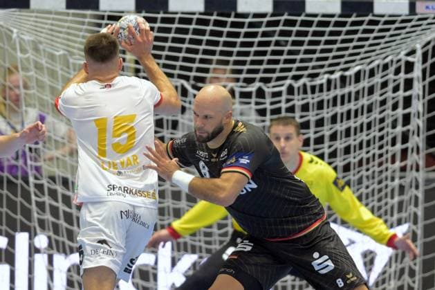 Leon Ljevar (HC Vardar Skopje 15) (am Ball), Adrian Sipos (MT Melsungen 8) (R) in der Abwehr , GER, MT Melsungen - HC Vardar Skopje 1961 (MKD), Handball, Champions League Maenner, Group Matchesl, Saison 2026 2027, 10.09.2026, GER, MT Melsungen - HC Vardar Skopje, Handball, CL Maenner, Group Match, Saison 2026 2027, 10.09.2026 Kassel Copyright: xEibner-Pressefotox xRolandxSippelx EP_RSL