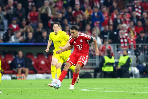 Jamal Musiala (FC Bayern Muenchen, 10) mit Joshua Kitolano (FK Bodo Glimt, 16), GER, FC Bayern Muenchen vs. FK Bodo Glimt, Fussball, UEFA Champions League, Liga-Phase, 1. Spieltag, Saison 2026 2027, 10.09.2026, GER, FC Bayern Muenchen vs. FK Bodo Glimt, Fussball, UEFA Champions League, Liga-Phase, 1. Spieltag, Saison 2026 2027, 10.09.2026 Muenchen Copyright: xEibner-Pressefoto JennixMaulx EP_JML