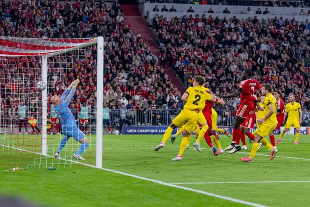 Harry Kane (FC Bayern Muenchen, 09) bei seinem Tor per Kopfball zum 2:0 gegen Julian Faye Lund (Torwart, FK Bodo Glimt, 01), mit dabei Dayot Upamecano (FC Bayern Muenchen, 02) GER, FC Bayern Muenchen vs. FK Bodo Glimt, Fussball, UEFA Champions League, Ligaphase, 1. Spieltag, Spielzeit 2026 2027, 10.09.2026 (DFL DFB REGULATIONS PROHIBIT ANY USE OF PHOTOGRAPHS as IMAGE SEQUENCES and or QUASI-VIDEO). Foto: HMB Media Heike Feiner Copyright: HMBxMedia HeikexFeiner
