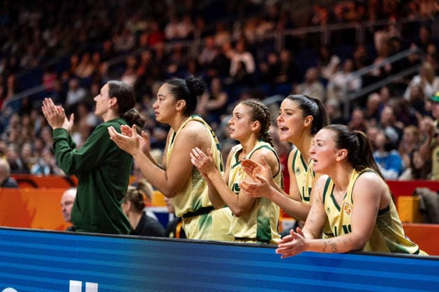 Australiens Bank jubelt Jubel, GER, Australien vs. Spanien, Basketball, FIBA Women s World Cup 2026, Viertelfinale, 10.09.2026 GER, Australien vs. Spanien, Basketball, FIBA Women s World Cup 2026, Viertelfinale, 10.09.2026 Berlin Copyright: xEibner-Pressefoto MaxxVincenx EP_MVN