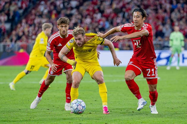 Kampf um den Ball von Tom Bischof (FC Bayern Muenchen, 08) und Hiroki Ito (FC Bayern Muenchen, 21) mit Ole Didrik Blomberg (FK Bodo Glimt, 11) GER, FC Bayern Muenchen vs. FK Bodo Glimt, Fussball, UEFA Champions League, Ligaphase, 1. Spieltag, Spielzeit 2026 2027, 10.09.2026 (DFL DFB REGULATIONS PROHIBIT ANY USE OF PHOTOGRAPHS as IMAGE SEQUENCES and or QUASI-VIDEO). Foto: HMB Media Heike Feiner Copyright: HMBxMedia HeikexFeiner