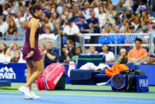 Jessica Pegula throws her racquet in frustration 2026 US Open, Day Twelve, USTA Billie Jean King National Tennis Center, New York, USA - 10 Sep 2026New York USTA Billie Jean King National T New York (NY) United States of America EDITORIAL USE ONLY No use with unauthorised audio, video, data, fixture lists, club league logos or live services. Online in-match use limited to 120 images, no video emulation. No use in betting, games or single club league player publications. Copyright: xJavierxGarcia Shutterstockx 17140160cf