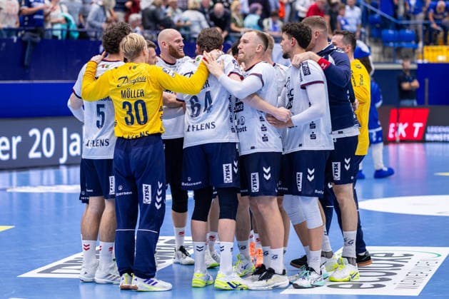 Die Spieler von SG Flensburg-Handewitt jubeln nach dem 30:39 Sieg GER, TBV Lemgo Lippe vs. SG Flensburg-Handewitt, Handball, 1. Bundesliga, 4. Spieltag, Spielzeit 2026 2027, 10.09.2026 GER, TBV Lemgo Lippe vs. SG Flensburg-Handewitt, Handball, 1. Bundesliga, 4. Spieltag, Spielzeit 2026 2027, 10.09.2026 Lemgo Copyright: xEibner-Pressefoto JanxRollingerx EP_JSK