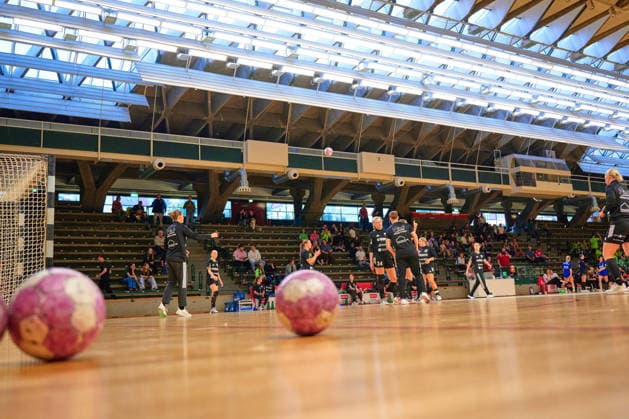 Warm Up, Stimmungsbild, Sporthalle Charlottenburg, Fuechse Berlin, GER, 2. Handball - Bundesliga Frauen, Fuechse Berlin vs. Rostocker HC (Rostock Dolphins), Saison 2026 27, 3. Spieltag, 12.09.2026, GER, 2. Handball - Bundesliga Frauen, Fuechse Berlin vs. Rostocker HC (Rostock Dolphins), Saison 2026 27, 3. Spieltag, 12.09.2026, Berlin