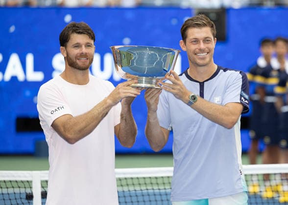 Sieger Christian Harrison, Neil Skupski, Pokal, Trophy, Herren Doppel, Men s Doubles, Siegerehrung, Praesentation, US Open Championships, Billie Jean King National Tennis Center, Flushing Meadows, New York, USA . Copyright: xJuergenxHasenkopfx