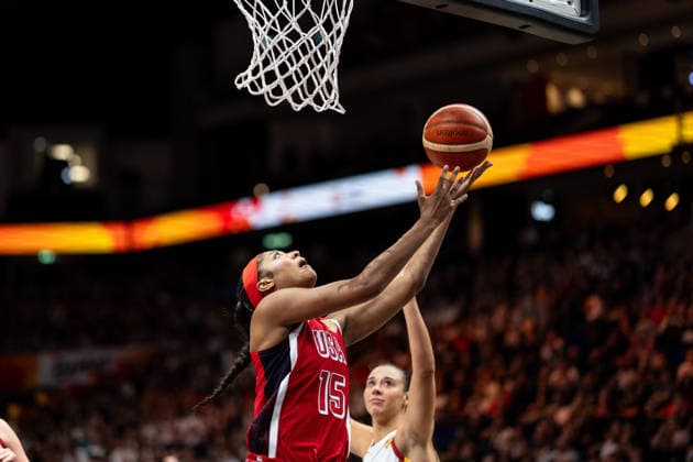 Angel Reese (USA, 15) beim Korbleger, GER, Spanien vs. USA, Basketball, FIBA Women s World Cup 2026, Halbfinale, 12.09.2026 GER, Spanien vs. USA, Basketball, FIBA Women s World Cup 2026, Halbfinale, 12.09.2026 Berlin Copyright: xEibner-Pressefoto MaxxVincenx EP_MVN