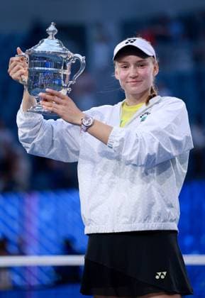 Elena Rybakina of Kazakhstan celebrates with the trophy 2026 US Open, Day Fourteen, USTA Billie Jean King National Tennis Center, New York, USA - 12 Sep 2026New York USTA Billie Jean King National T New York (NY) United States of America EDITORIAL USE ONLY No use with unauthorised audio, video, data, fixture lists, club league logos or live services. Online in-match use limited to 120 images, no video emulation. No use in betting, games or single club league player publications. Copyright: xEllaxLing Shutterstockx 17140165ce