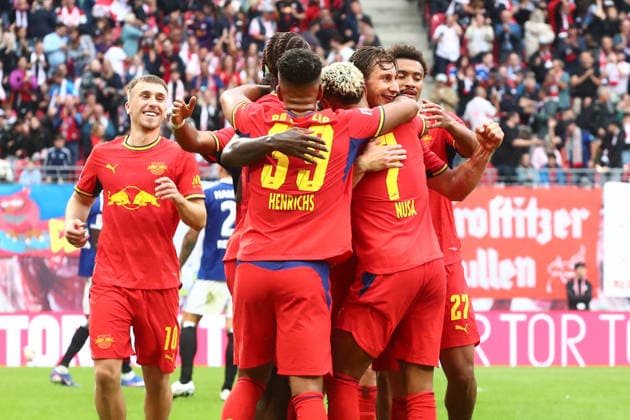 RB Leipzig - Hamburger SV Bundesliga Leipzig, 13.09.2026, Red Bull Arena, Fußball, Männer, Saison 2026 2027, 1. Bundesliga, 3. Spieltag, RB Leipzig - Hamburger SV , Im Bild: Tor für RB Leipzig, Torjubel nach dem 3:0, Torschütze Willi Orban (4, RB Leipzig) ,